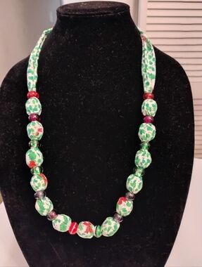 Handcrafted Green & Red Glass Wood Fabric Beaded Women's Necklace Holliday Hint